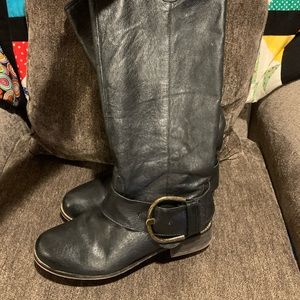 Steve Madden Boots